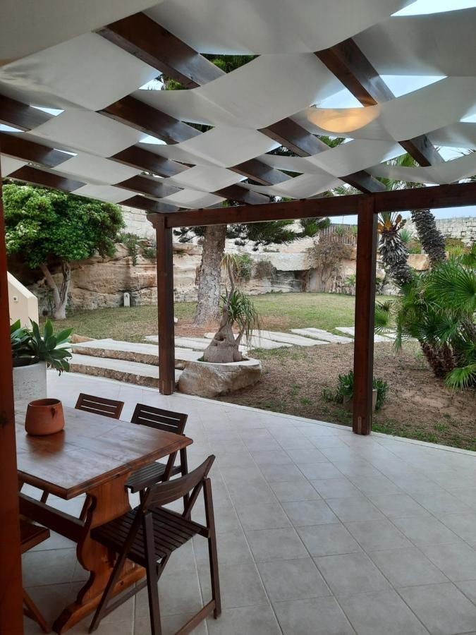 Villa Oblo فافينانا المظهر الخارجي الصورة
