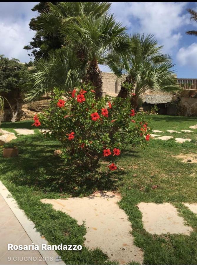 Villa Oblo فافينانا المظهر الخارجي الصورة